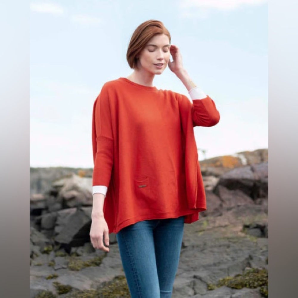 Mersea Catalina knit red lightweight travel sweater women’s OS  (fits like XL)